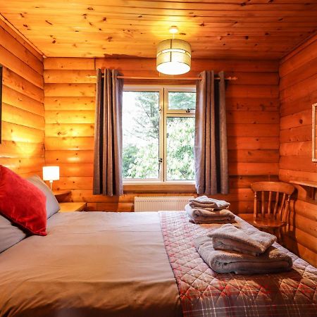 Rowan Lodge ストラスペファー エクステリア 写真